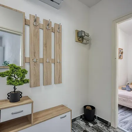 Lovely Townhouse - Happy Pula