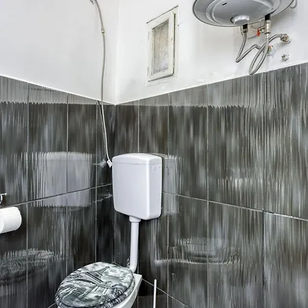 Lovely Townhouse - Happy Rentals Apartment