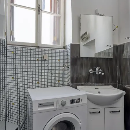 Lovely Townhouse - Happy Rentals * Pula